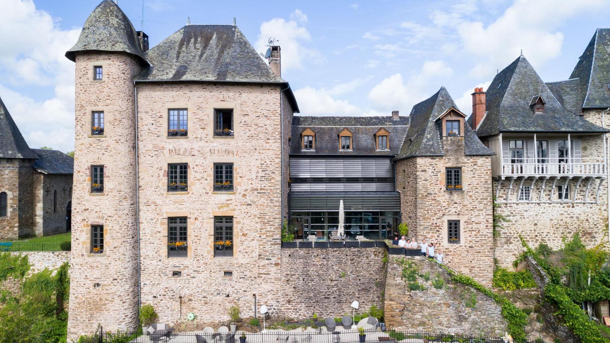 Hotel Joyet De Maubec Uzerche Exterior foto