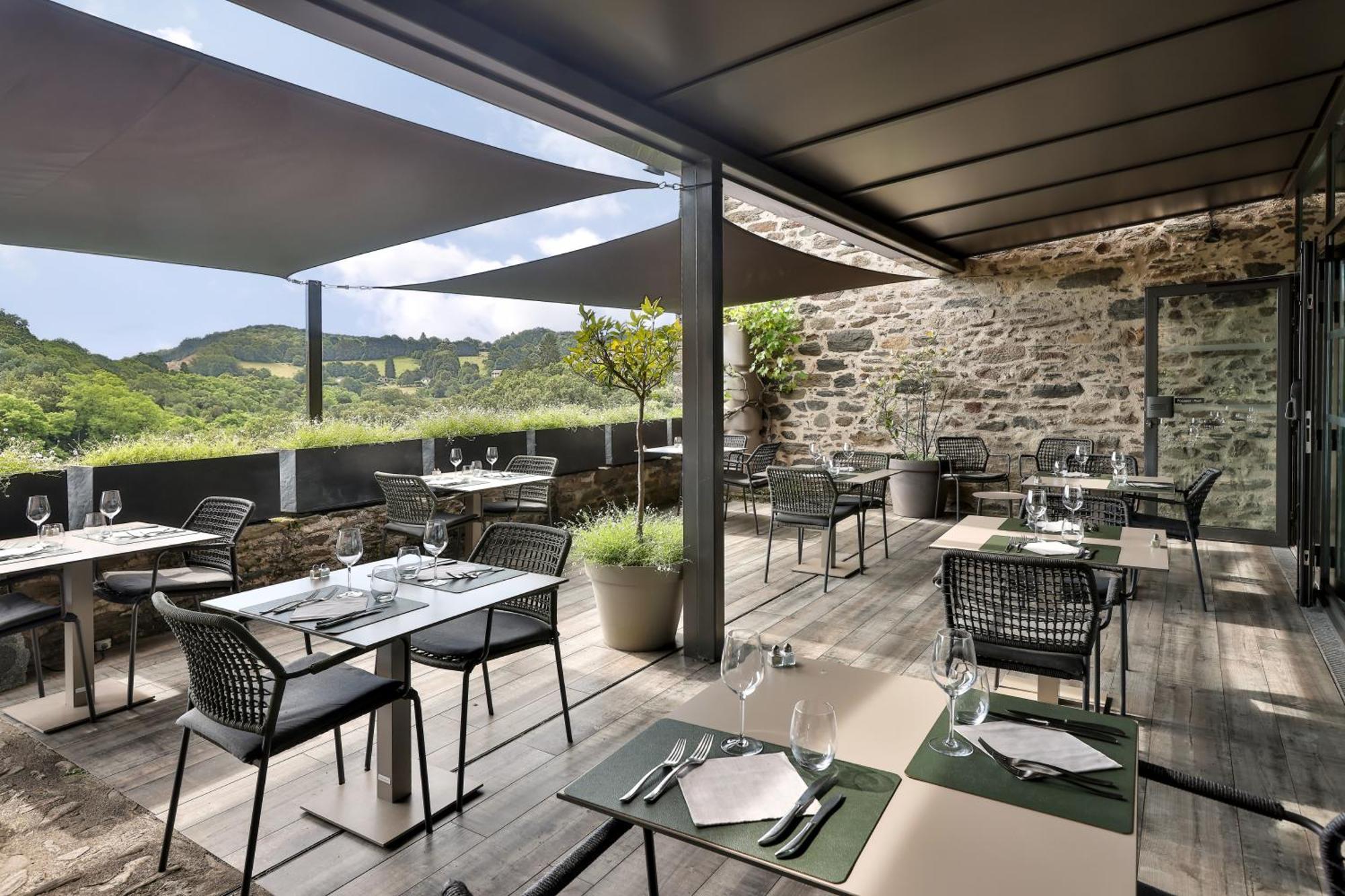 Hotel Joyet De Maubec Uzerche Exterior foto